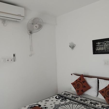 Kelum Homestay キャンディー エクステリア 写真
