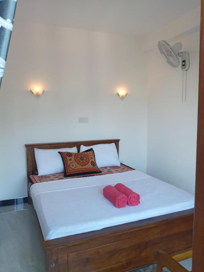 Kelum Homestay キャンディー エクステリア 写真