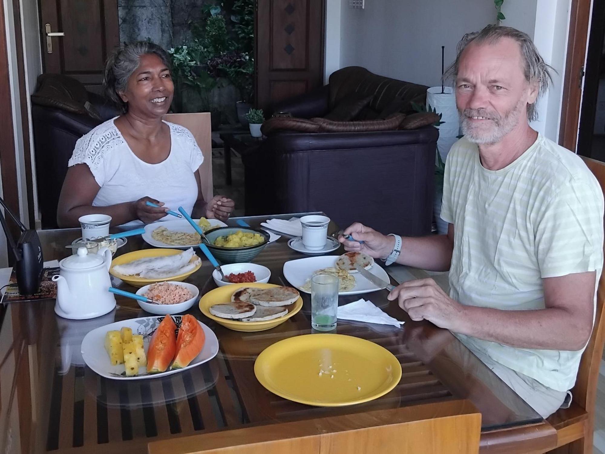 Kelum Homestay キャンディー エクステリア 写真