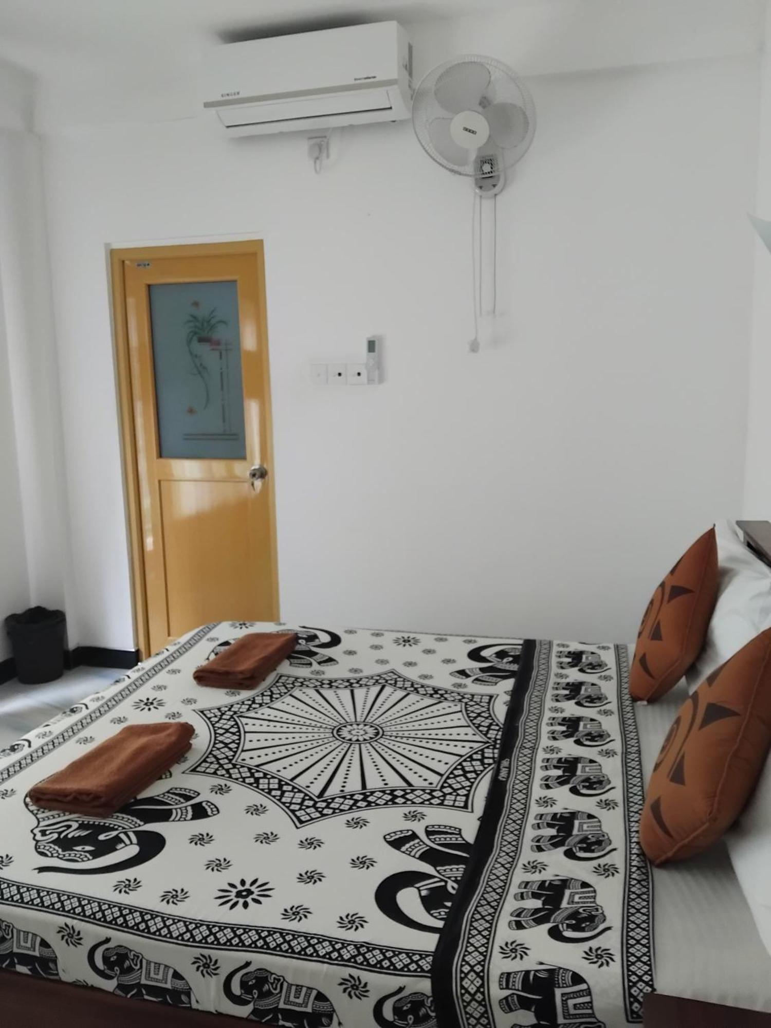 Kelum Homestay キャンディー エクステリア 写真